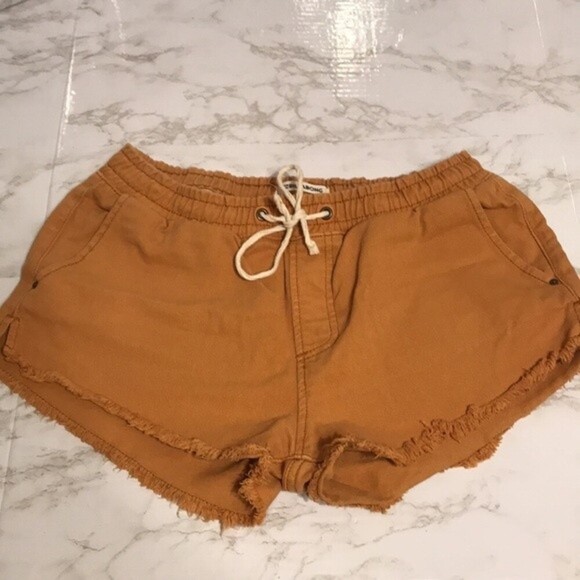 Billabong Cutoff Shorts Raw Hem Drawstring Waist size medium - Picture 1 of 9
